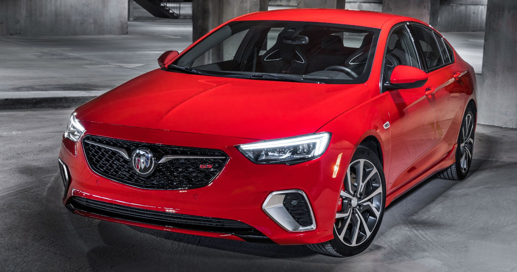 2018-buick-regal-gs-exterior-front-view
