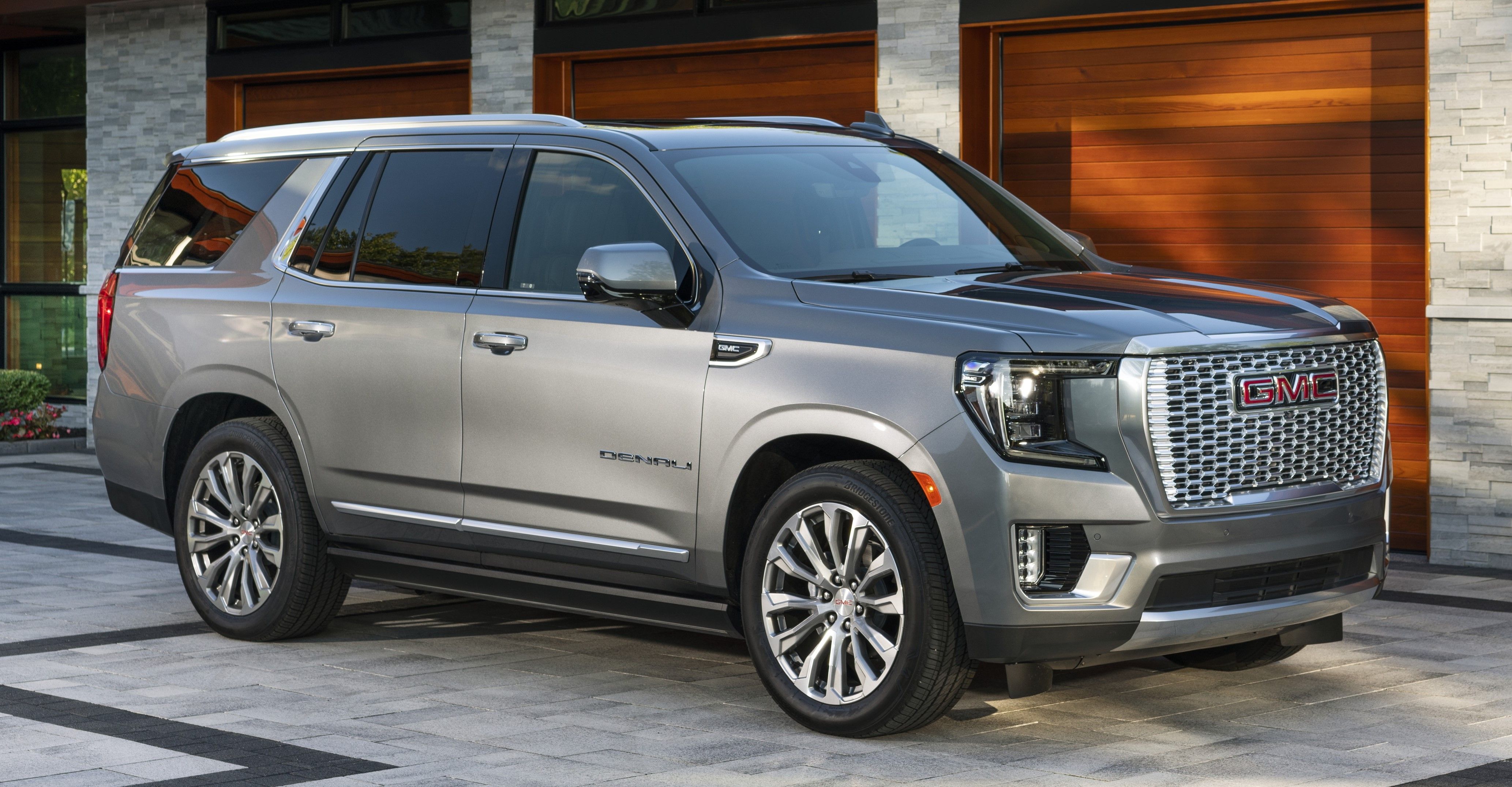 10 Luxury SUVs That Will Last You A Lifetime