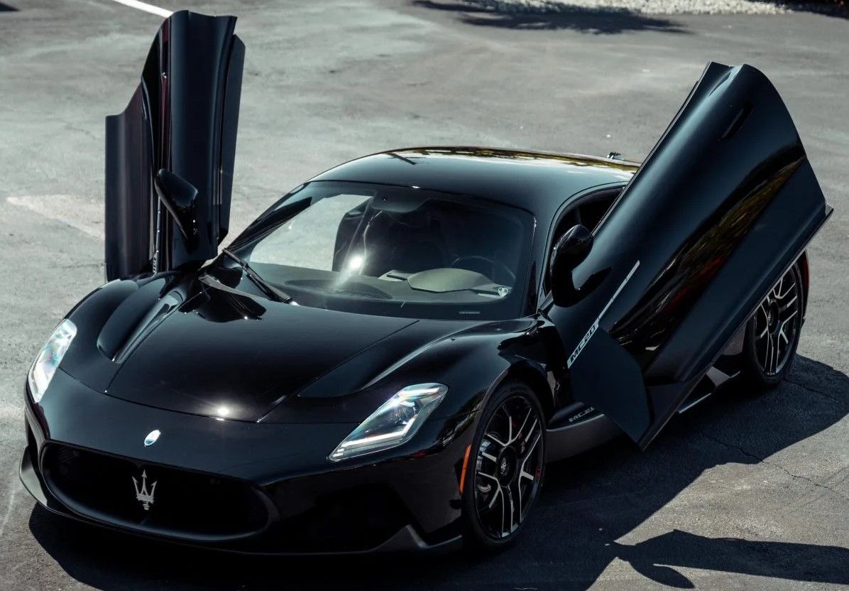 10 Supercars That Are Most Comfortable To Drive