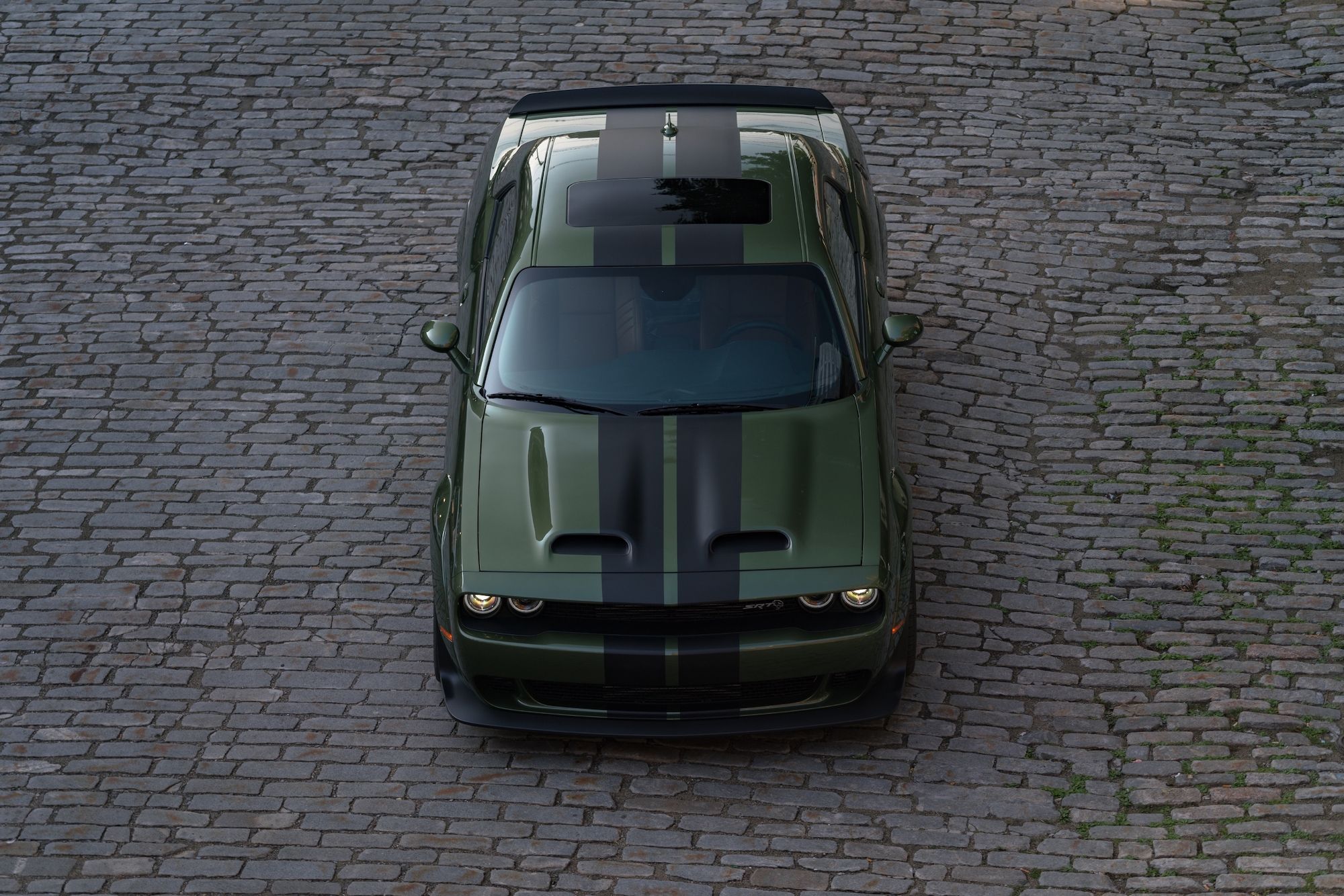CHALLENGER／HUNGERKNOCKORIGINALS front-angle-view-highlighting-