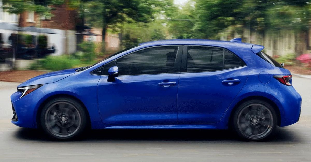 2023-Toyota-Corolla-Hatchback-(Blue)---Side