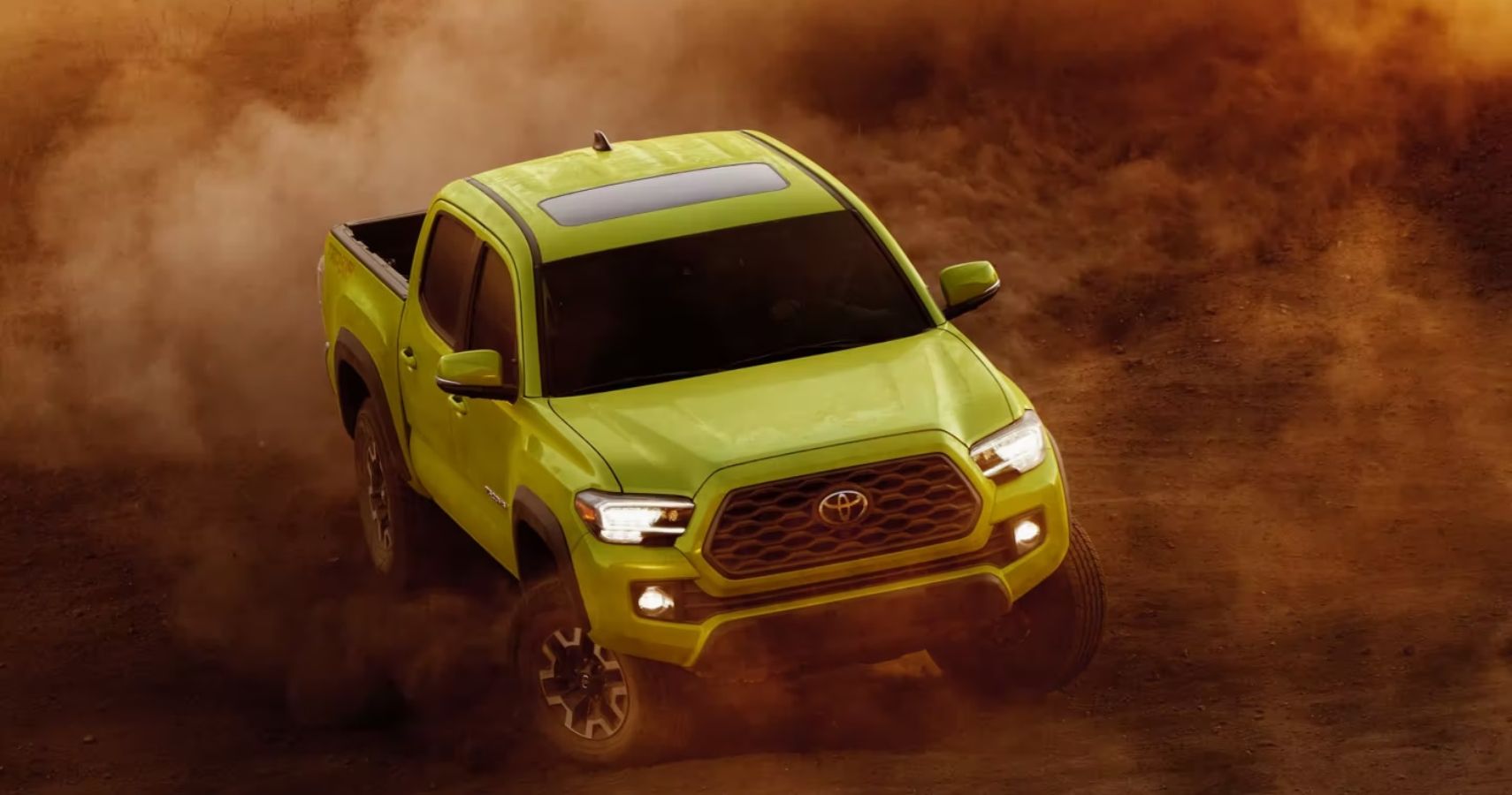 2023-toyota-tacoma-trd-pro-double-cab-off-road-package-driving-exteior-front-view