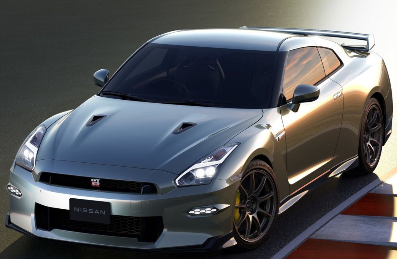 2024-nissan-gt-r-exterior-front--top-angle-view