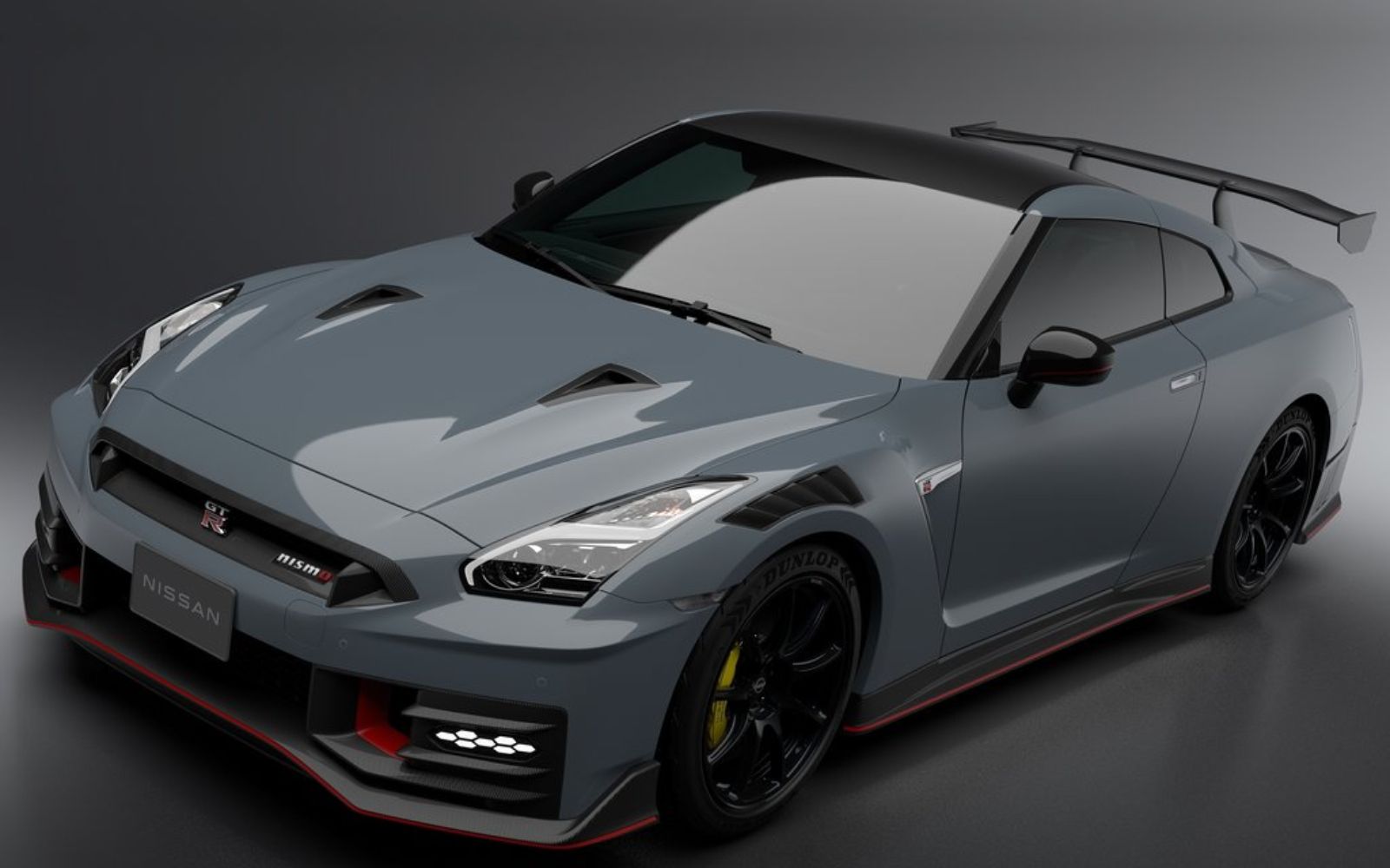 2024-nissan-gt-r-exterior-front-top-angle