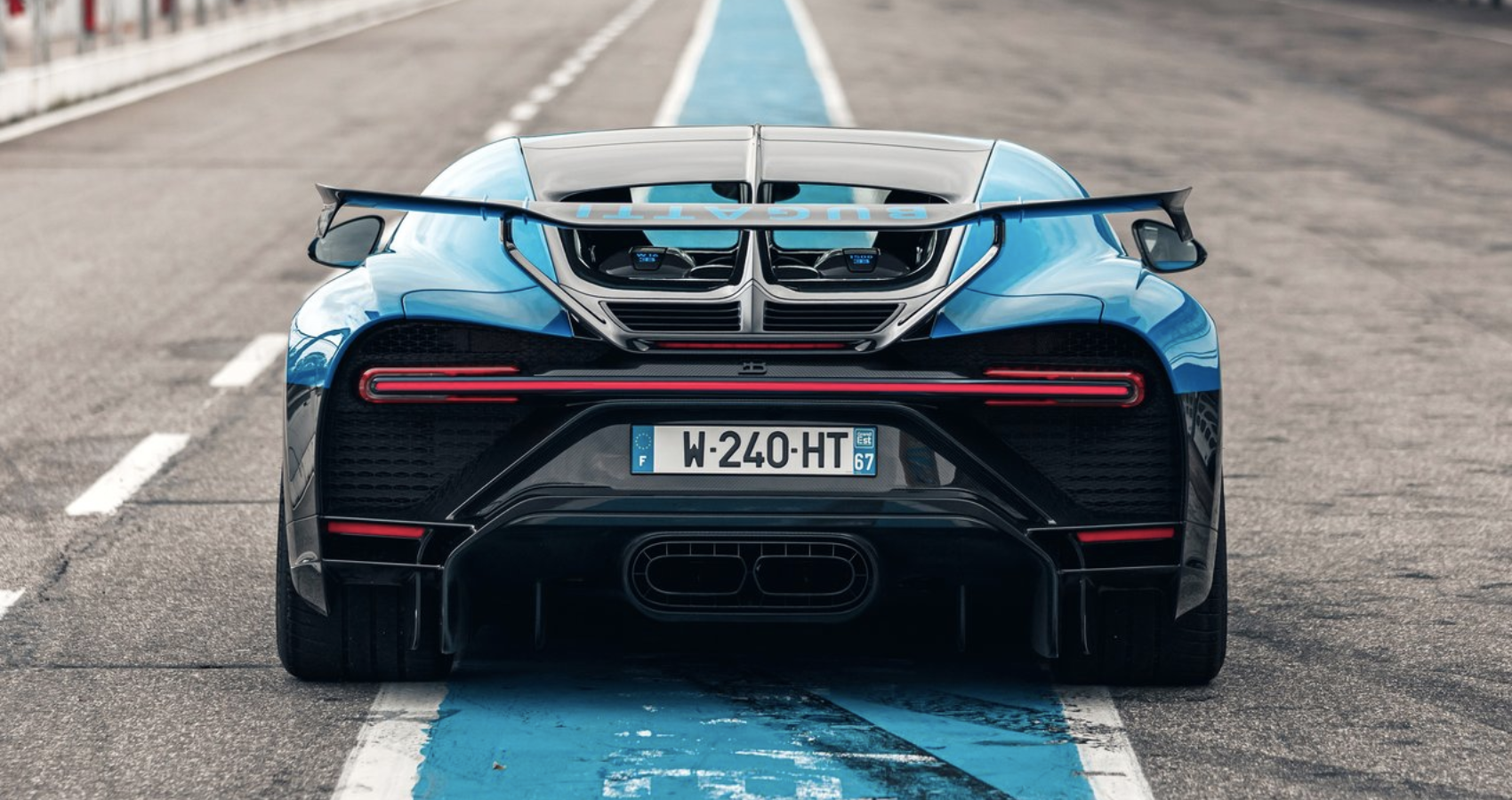 Bugatti Chiron Pure Sport 