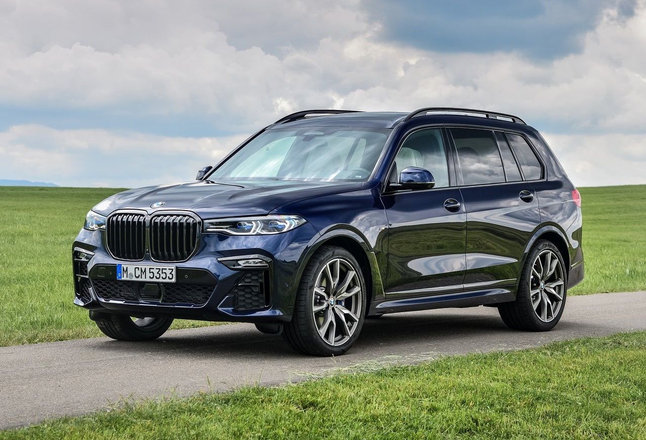 BMW X7 - Front