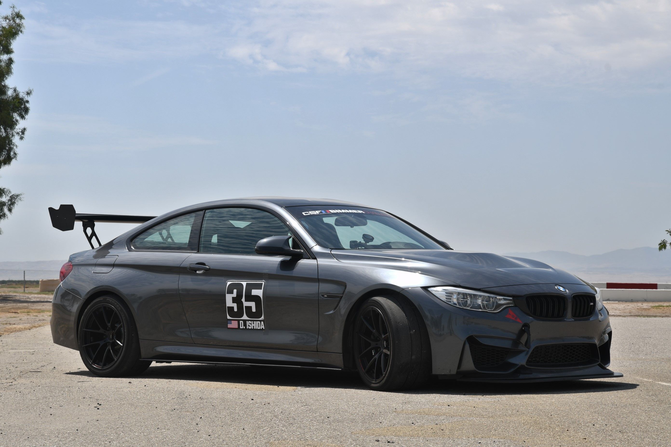 2016 BMW M4 GTS front three quarter