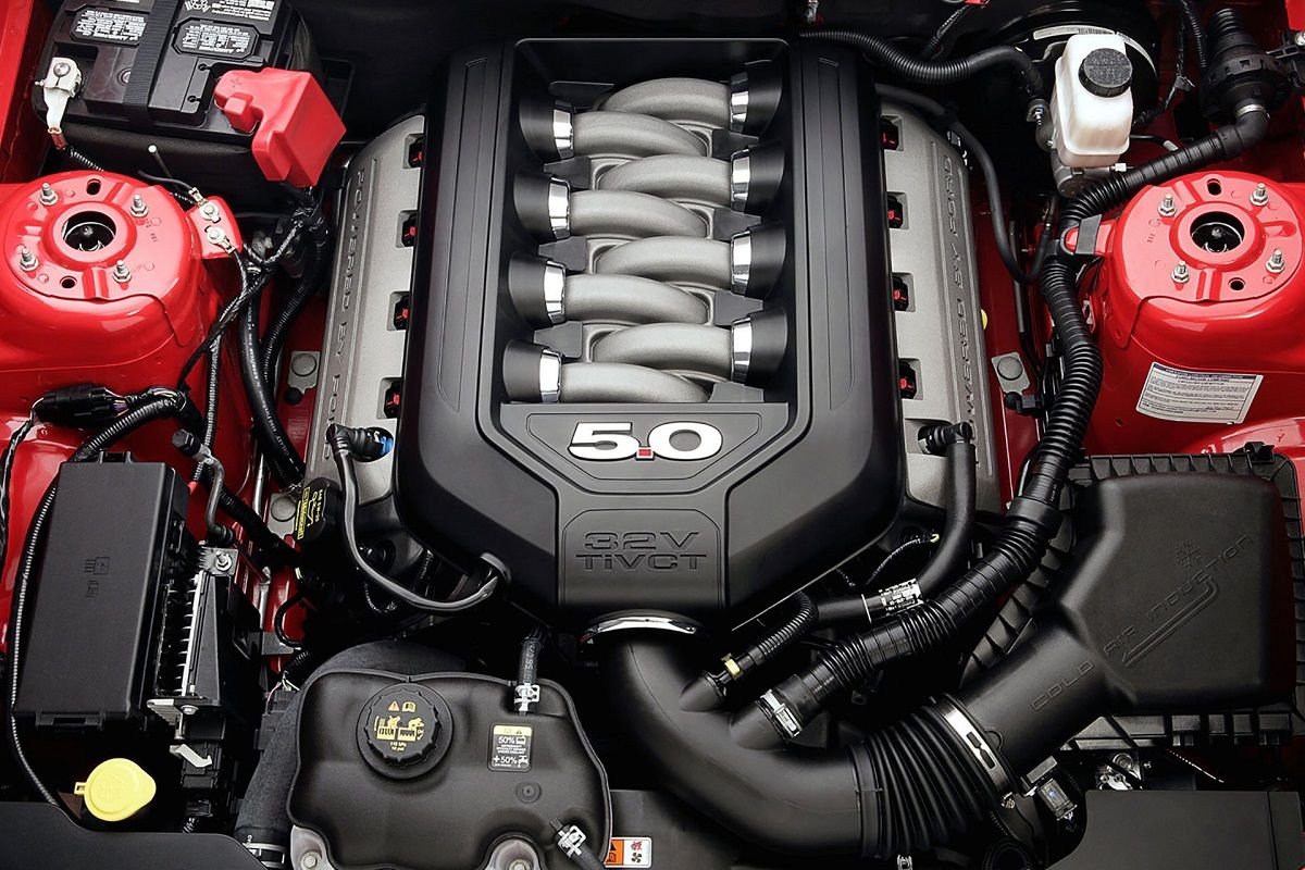 Ford 5.0 Coyote V8 in Engine Bay