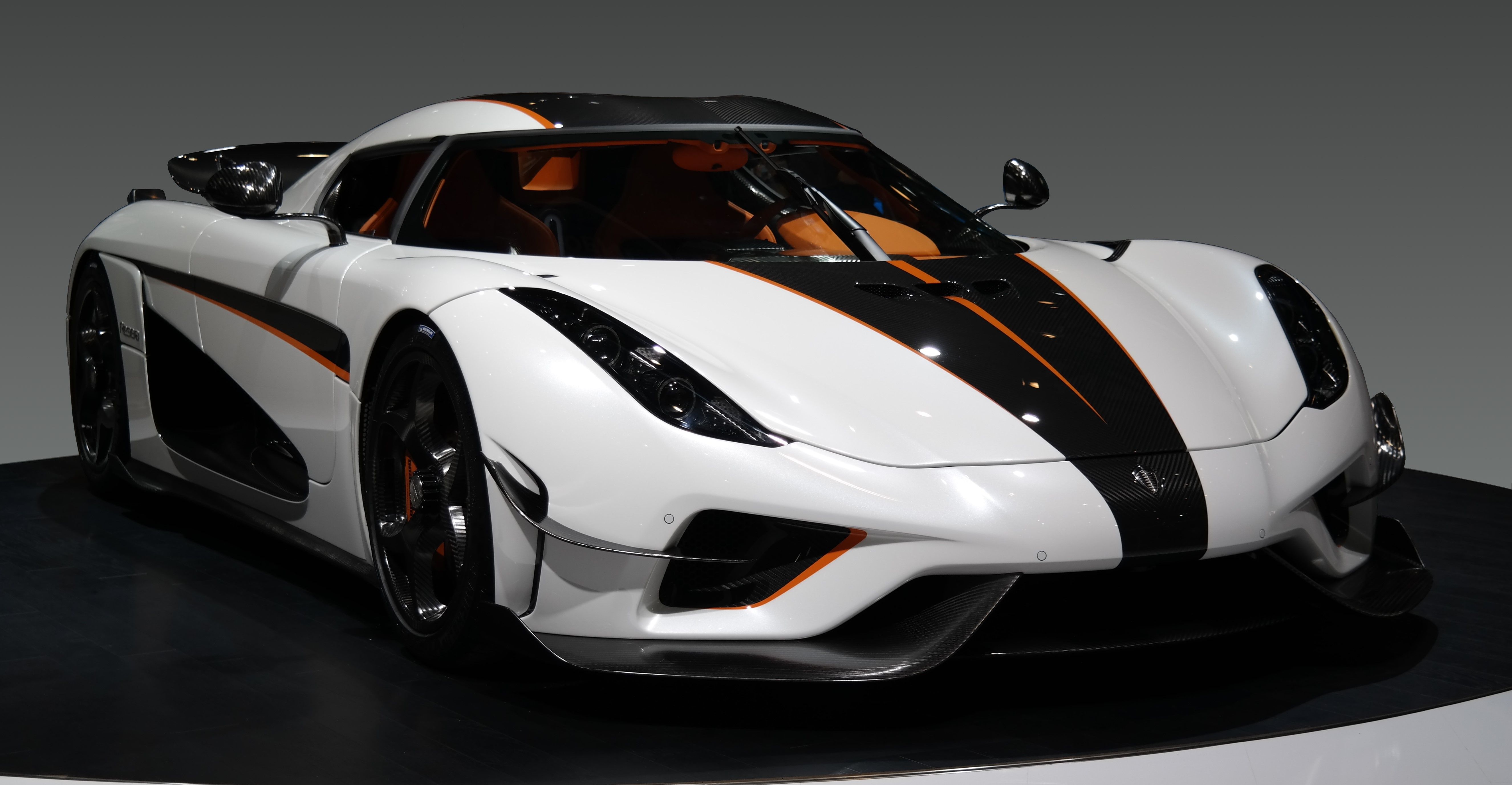 10 Safest Sports Cars For Thrilling Driving