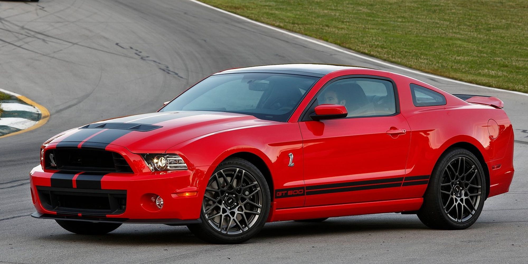 2013-2014 Ford Mustang Shelby GT500: Prices, Specs, And Features