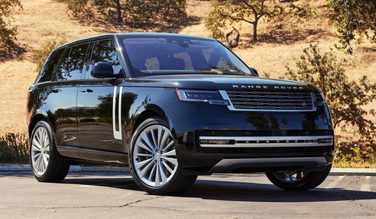 Black Range Rover in Parking Lot