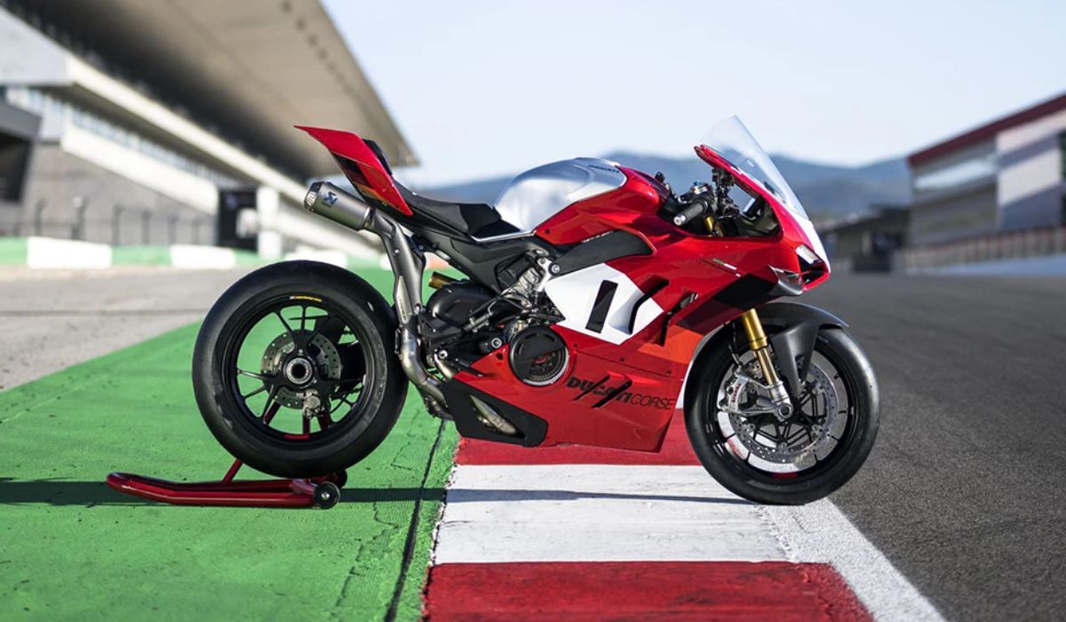 Red Panigale V4 R