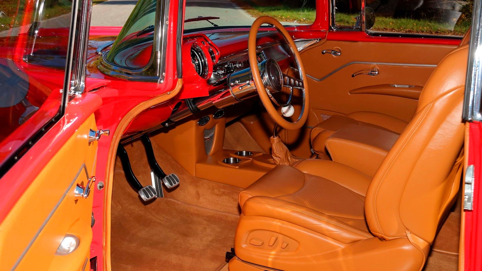 10 Classic American Cars That Had The Best Interiors 4175