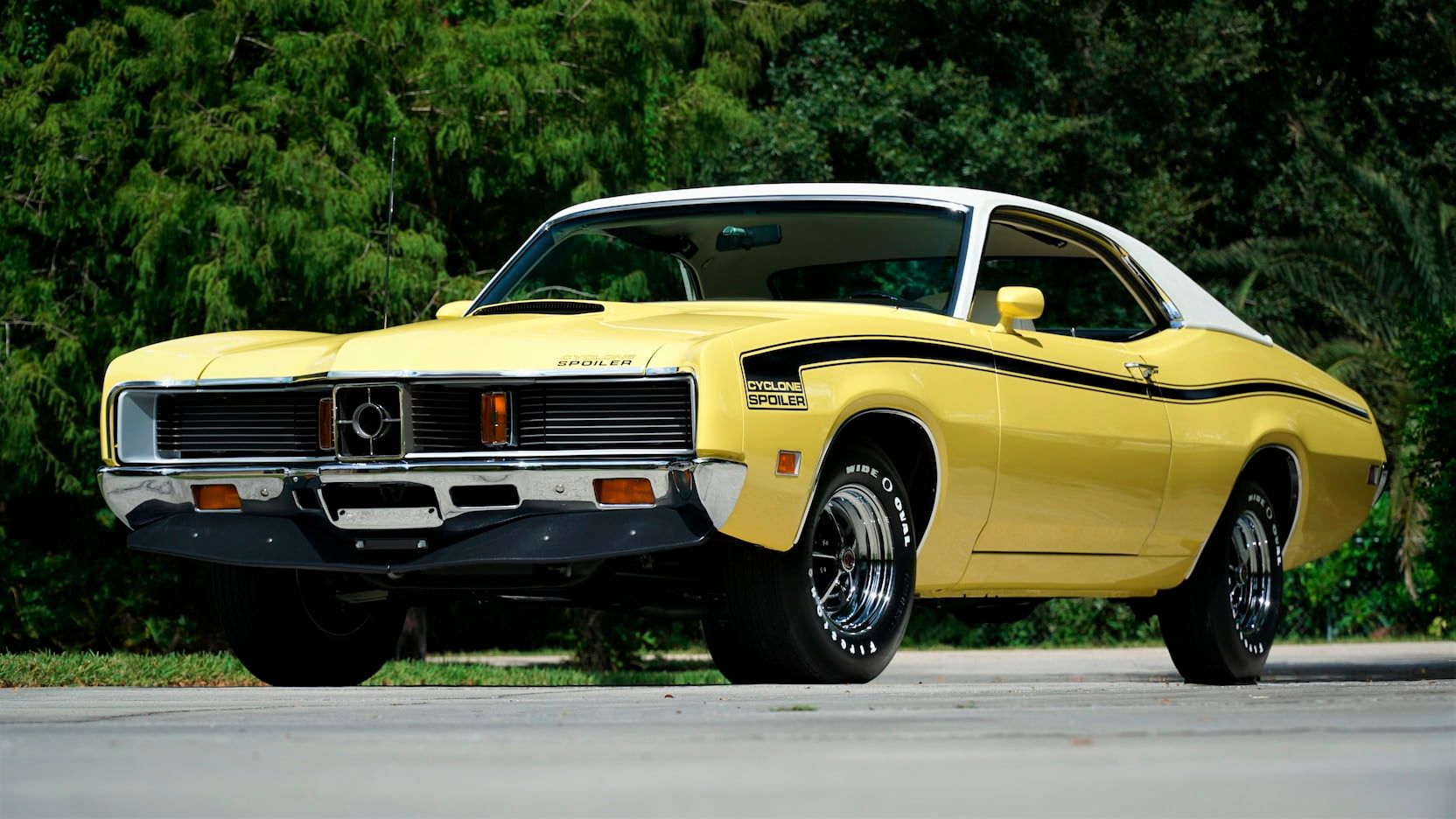 Yellow 1971 Mercury Cyclone Spoiler