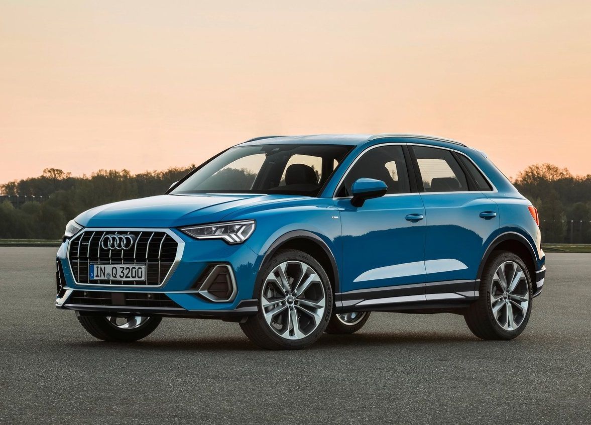 Audi Q3 - Front 