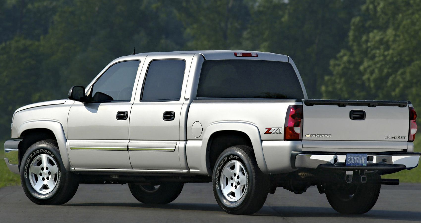 2004 Chevrolet Silverado in silver rear view 