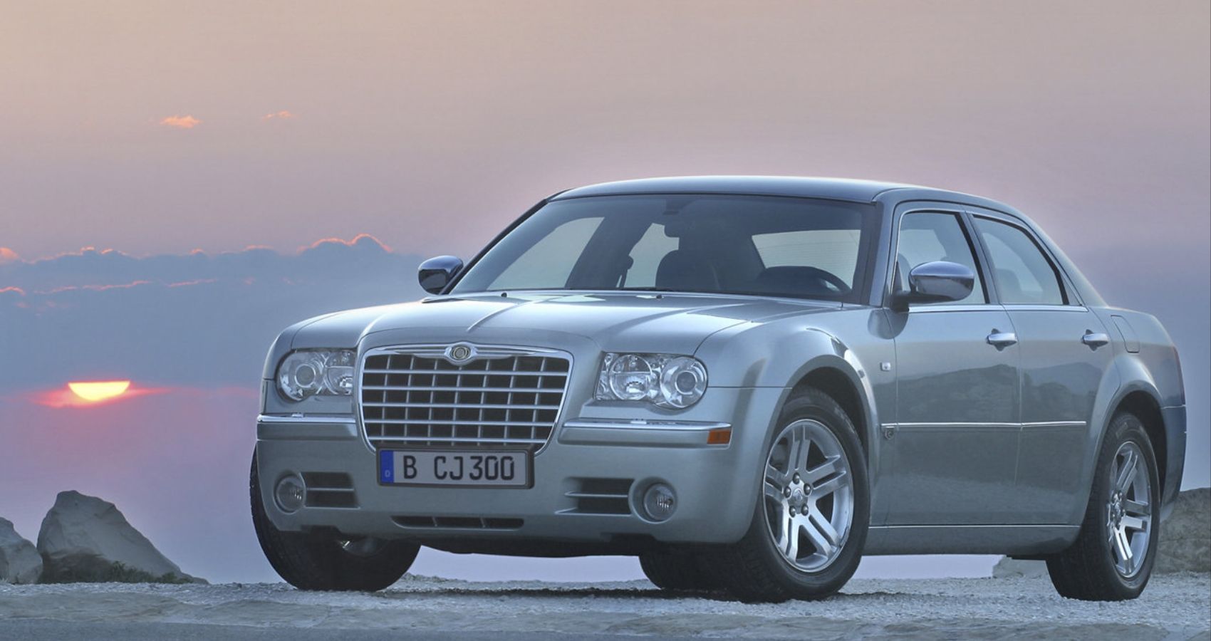 Why The Chrysler 300C Is The Best Luxury Car You ve Never Considered