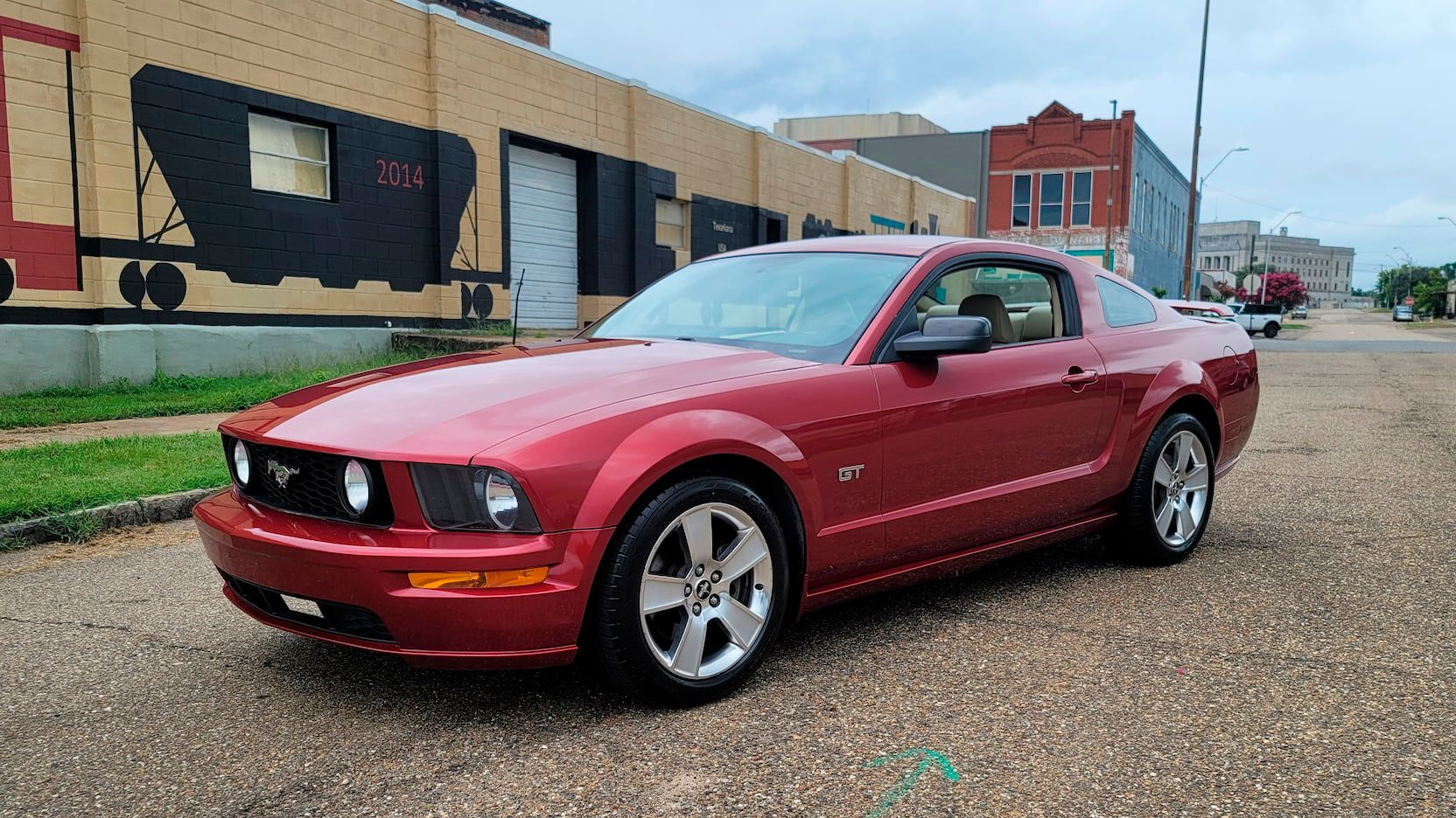 2007 Ford Mustang GT Parked