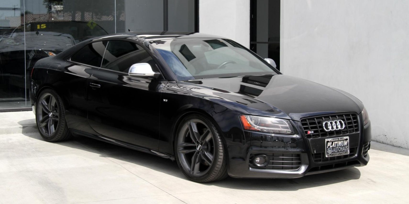 2009 Audi S5 V8 Trim