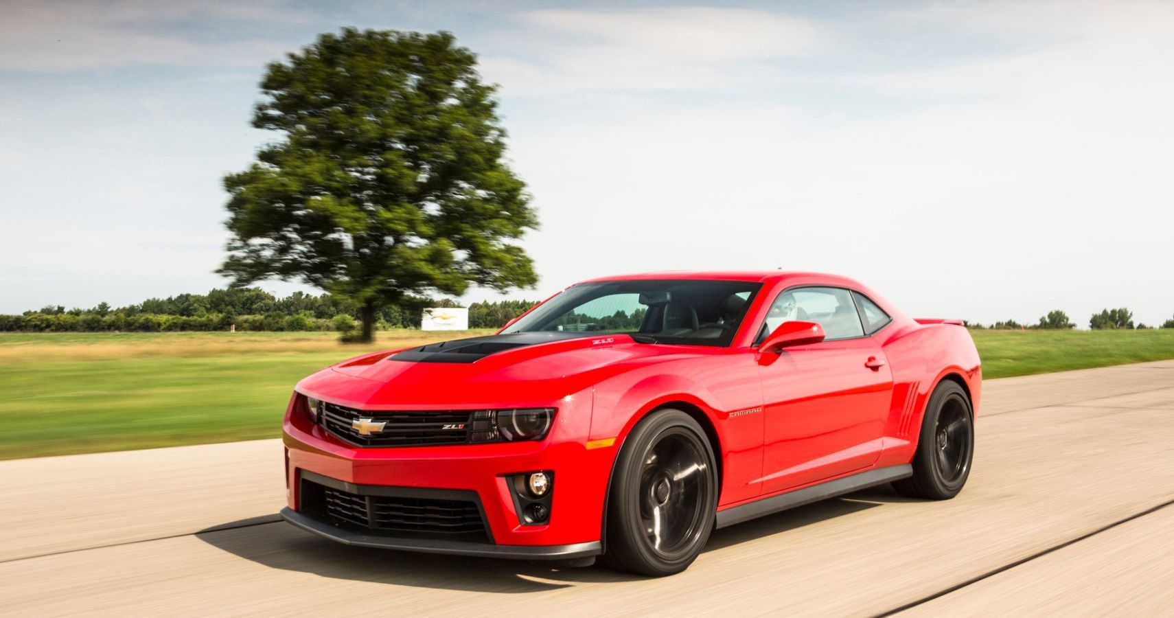 2014 Chevrolet Camaro ZL1, red