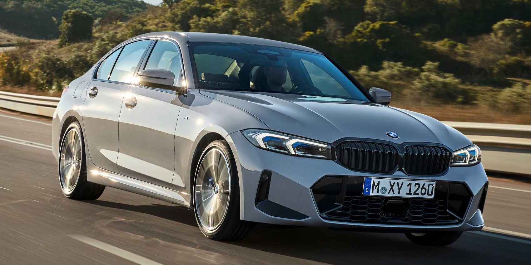 2023 BMW 330i Cropped