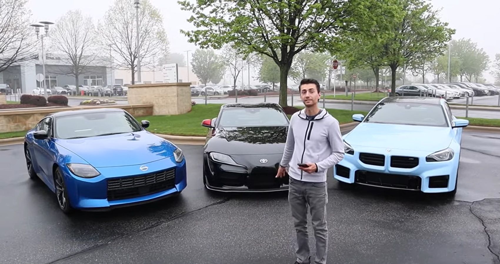 2023 Nissan Z azul Vs Toyota Supra preto Vs BMW M2 azul