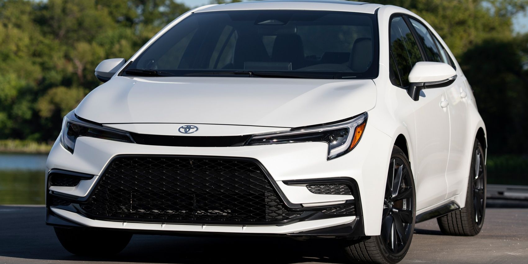 Toyota Corolla Hybrid Cropped 2023