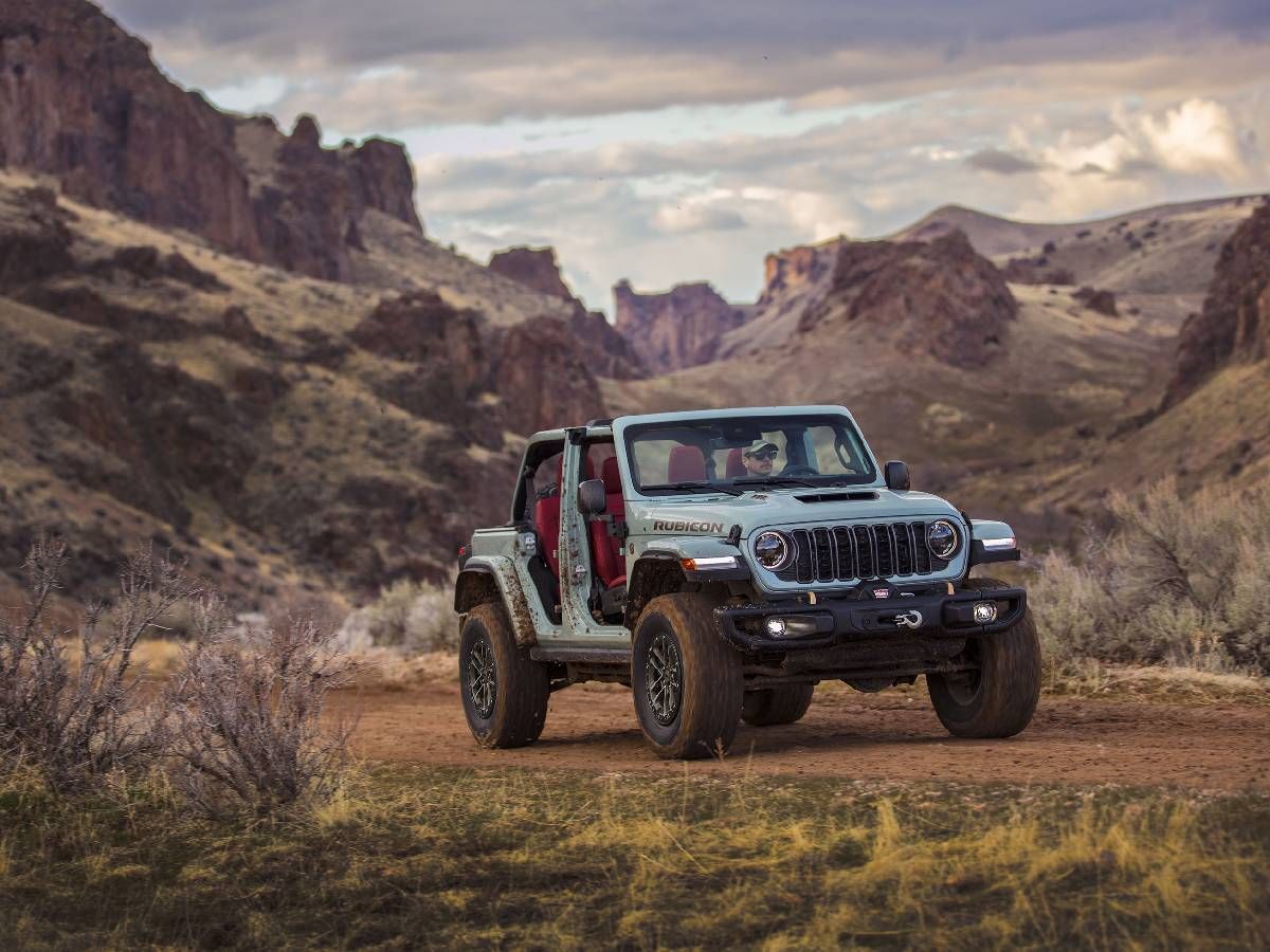 5 Reasons To Buy The 2024 Jeep Wrangler (5 Why You Should Buy The Ford
