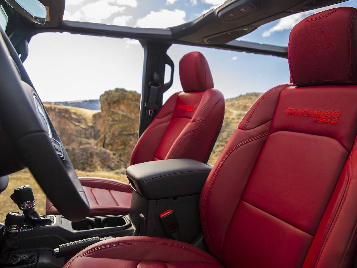 2024 Jeep Wrangler interior 