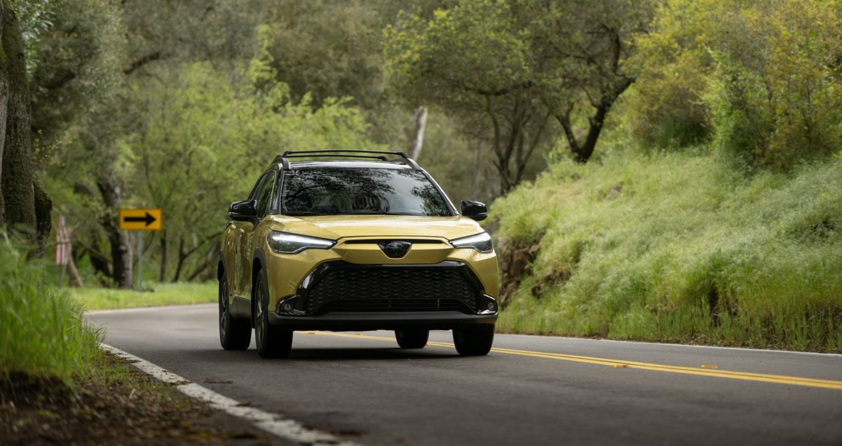 Toyota Corolla Cross Hybrid 2023: Sự lựa chọn thông minh cho những chiếc xe điện đắt tiền. - srody.com
