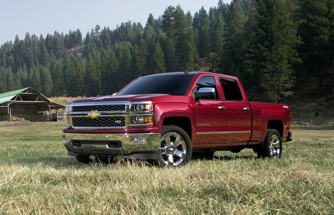 10 Unreliable American Pickup Trucks You'll Have To Tow Home