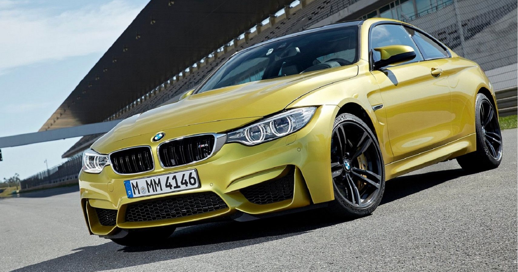 gold BMW M4 F32