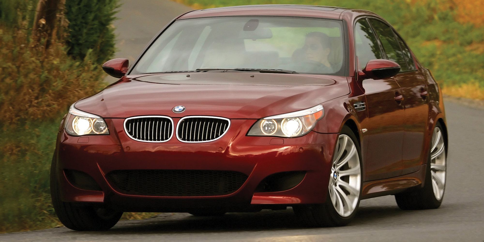 BMW M5 E60: цены, технические характеристики - AutoLife.News