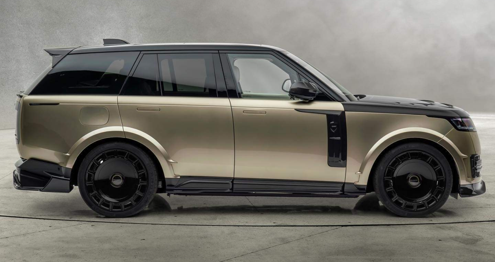 Mansory’s New Range Rover Will Eat Porsche 911s For Breakfast