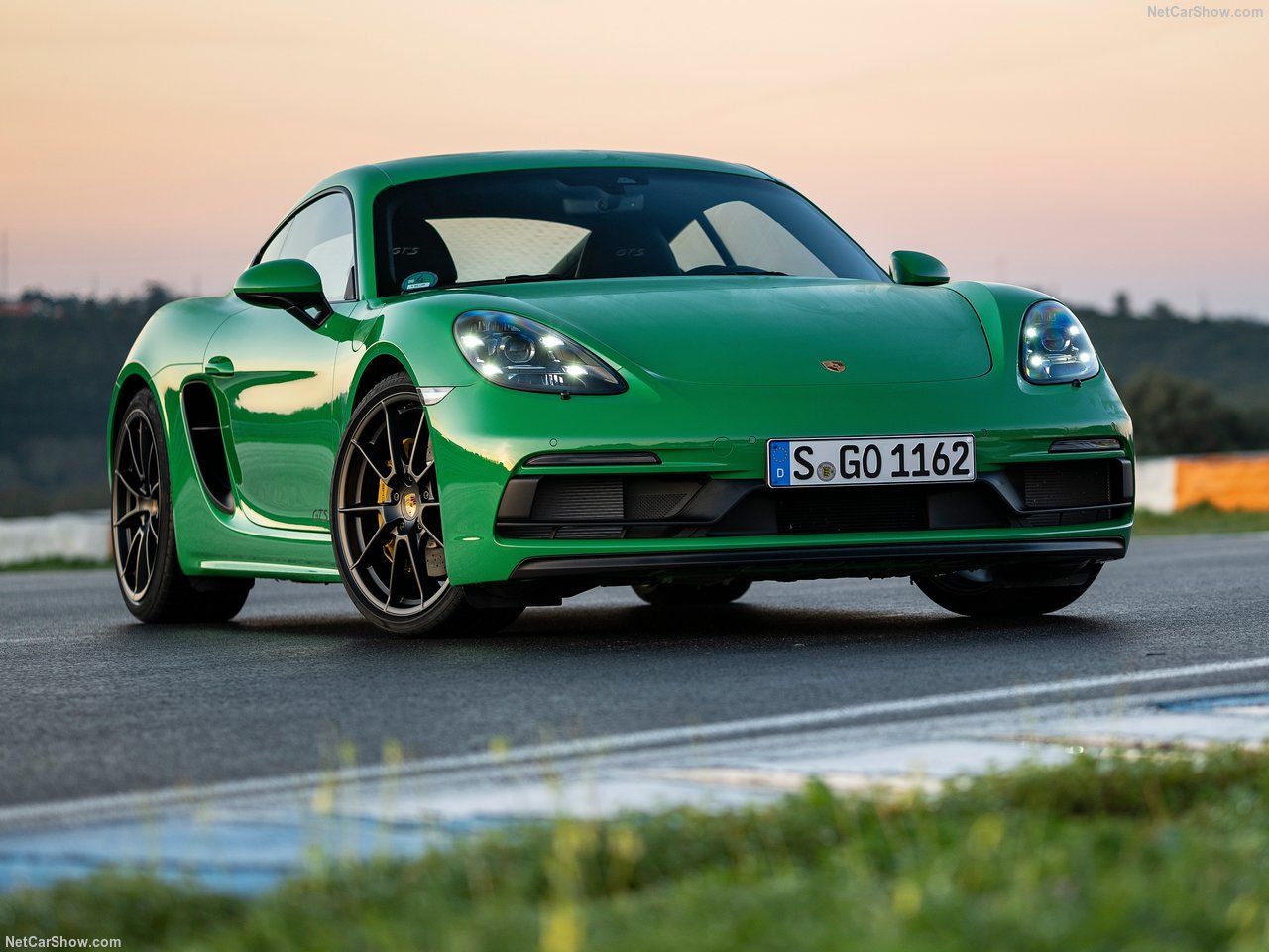 Front image of Porsche-718_Cayman_GTS_4.0