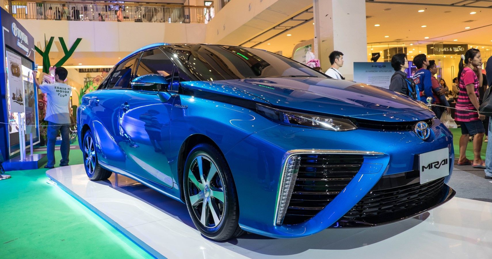 Toyota Mirai inside a shopping center in front of the third quarter view