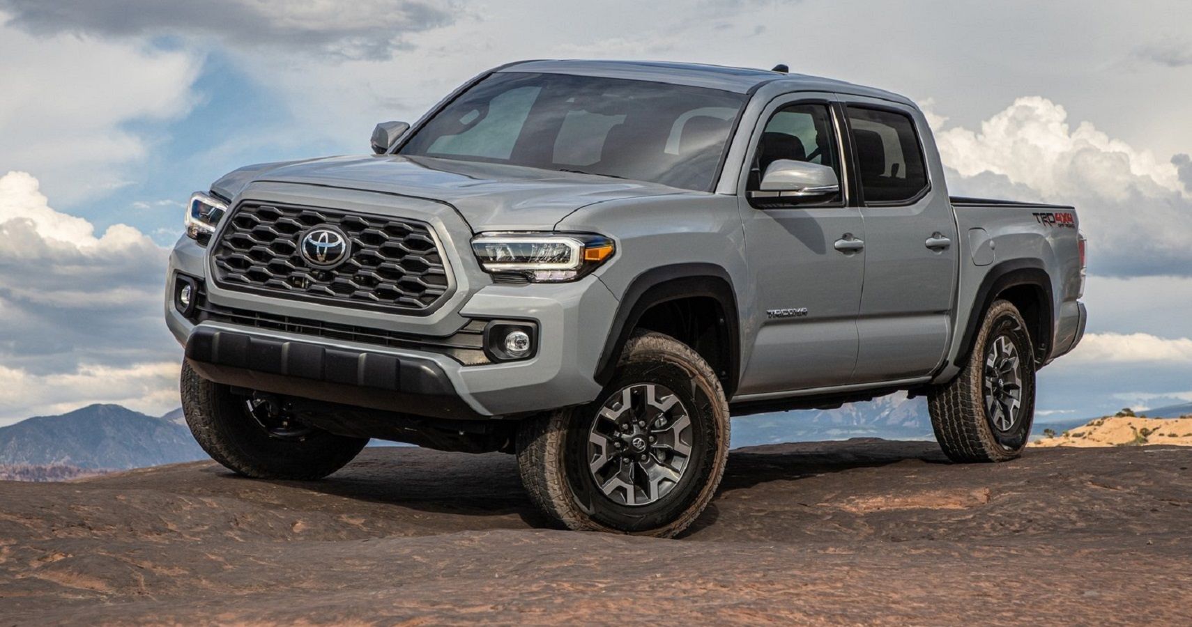 best used Toyota Tacoma - Front