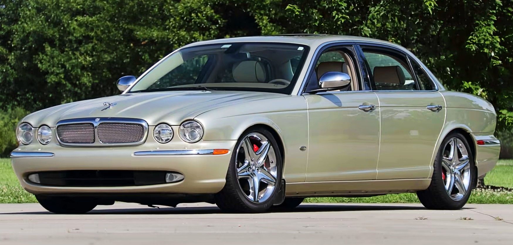 2006 Jaguar XJ parked