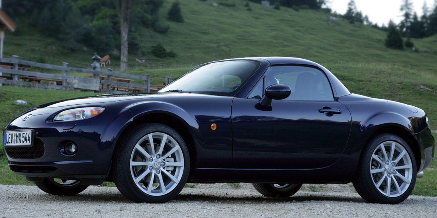 2006 Mazda-MX-5_Roadster_Coupe- 1500x750