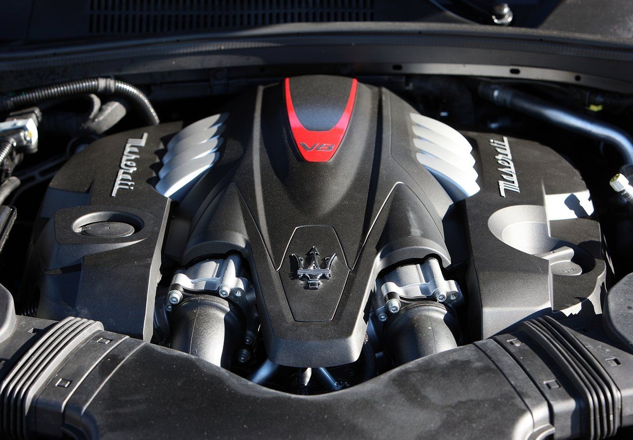 2013 Maserati Quattroporte GTS V8