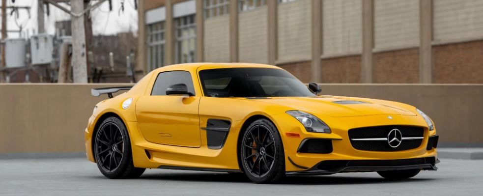 2014 Mercedes-Benz SLS AMG Black Series - Front Quarter