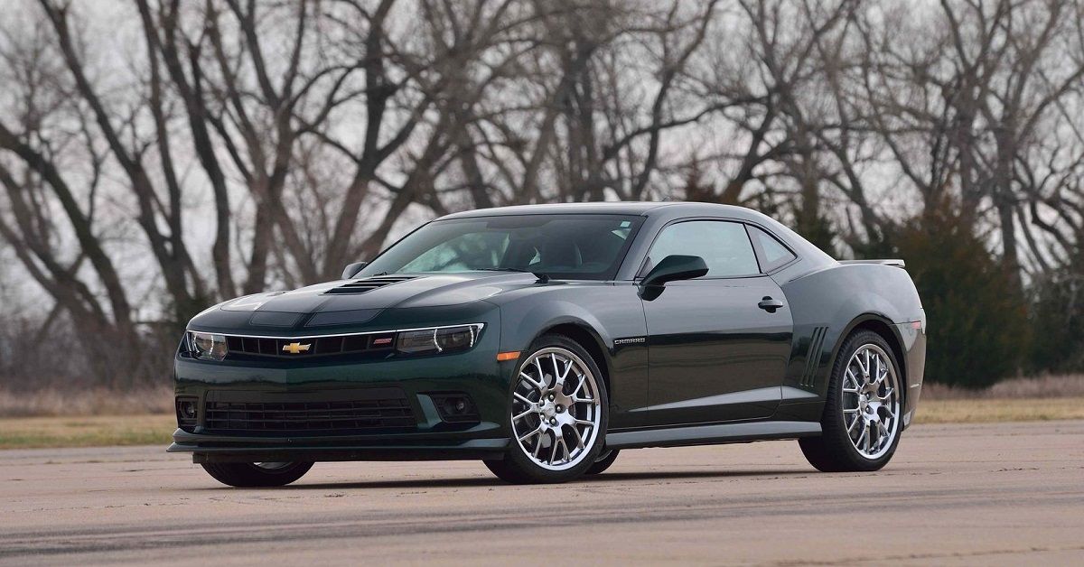2015 Chevrolet Camaro SS Parked Outdoors