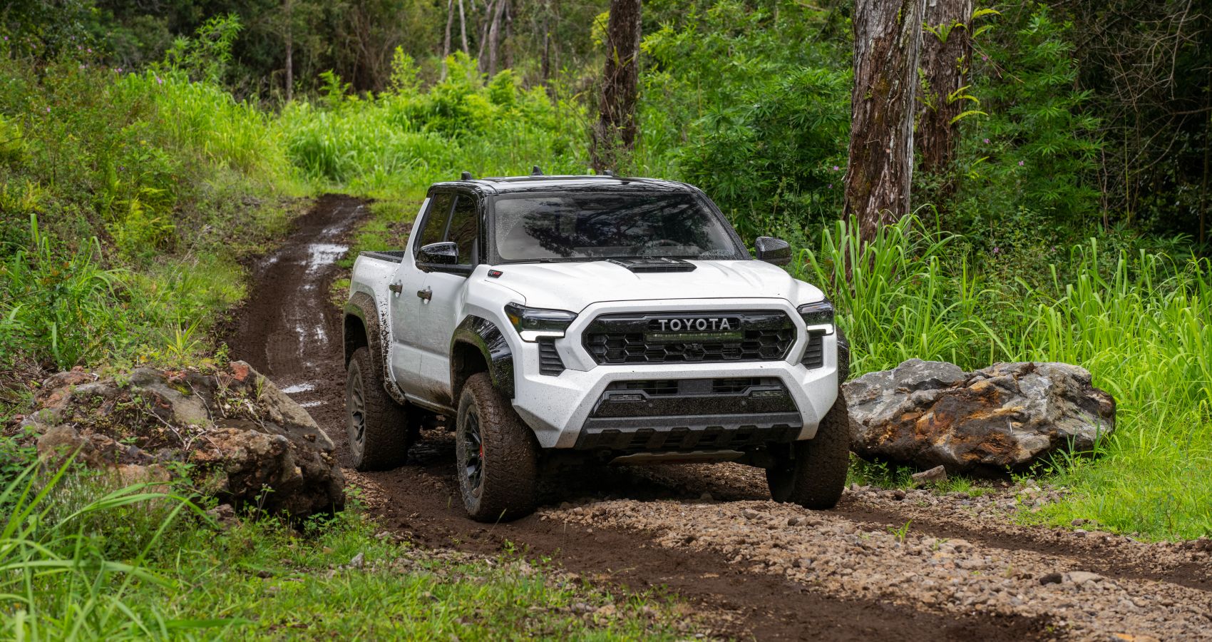 2024 Toyota Tacoma TRD Pro, vista frontal
