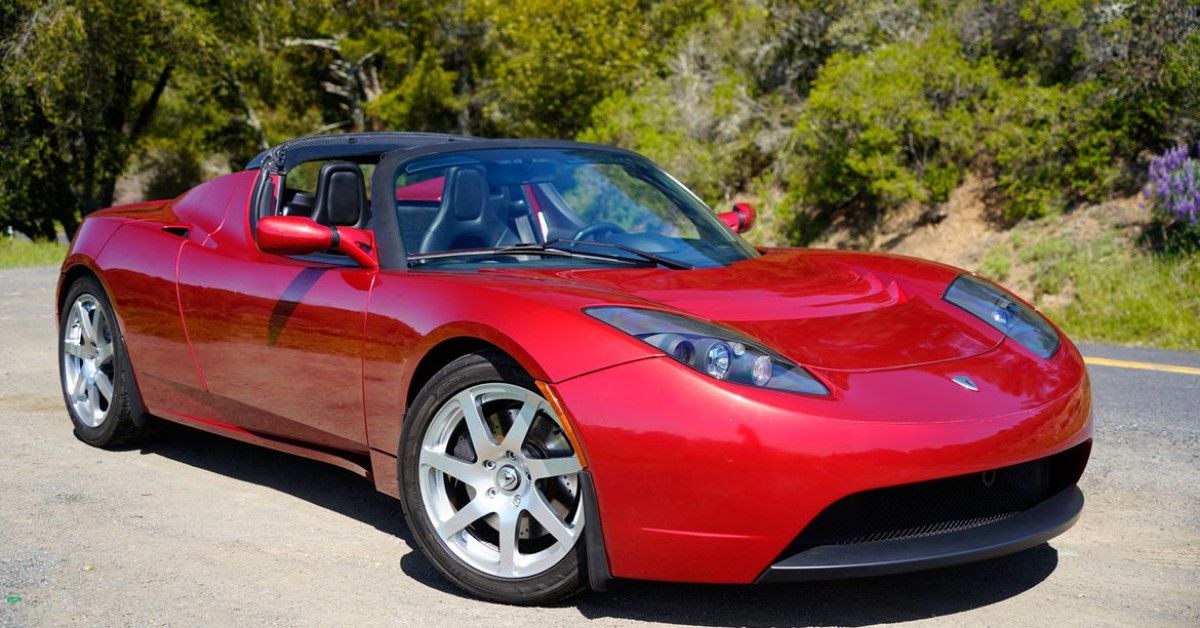 What Makes This Hoard Of Tesla Roadsters Found Abandoned In China So ...