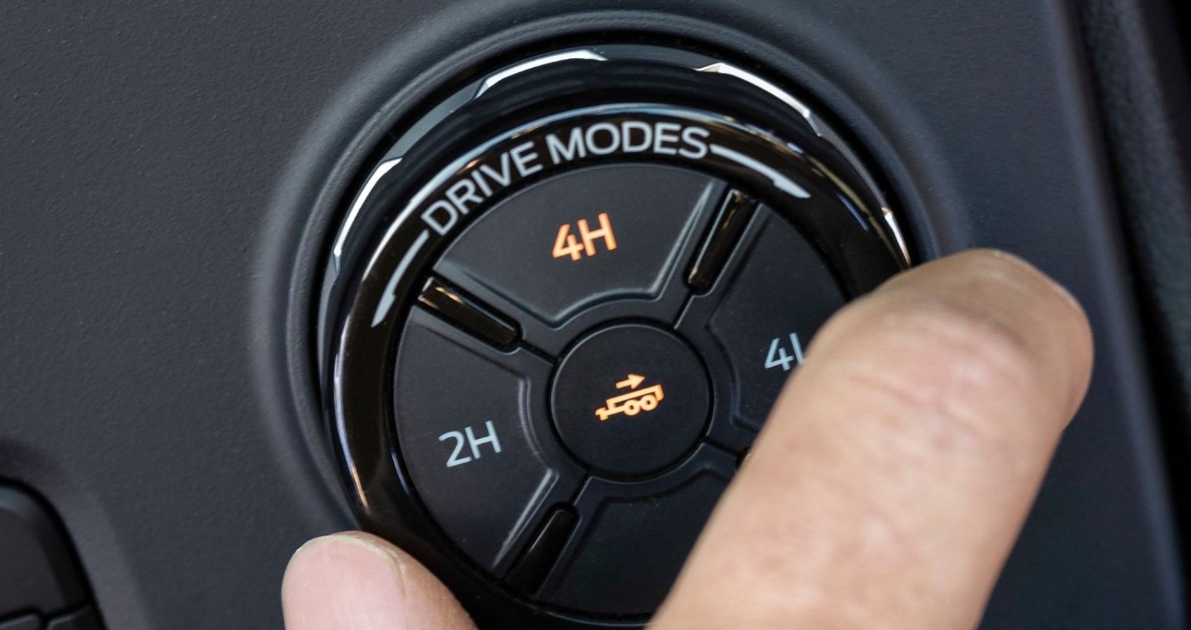 Drive controller knob of the 2024 Ford Ranger