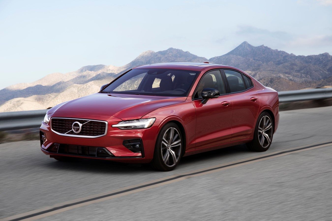 Volvo s60 vermelho 2020