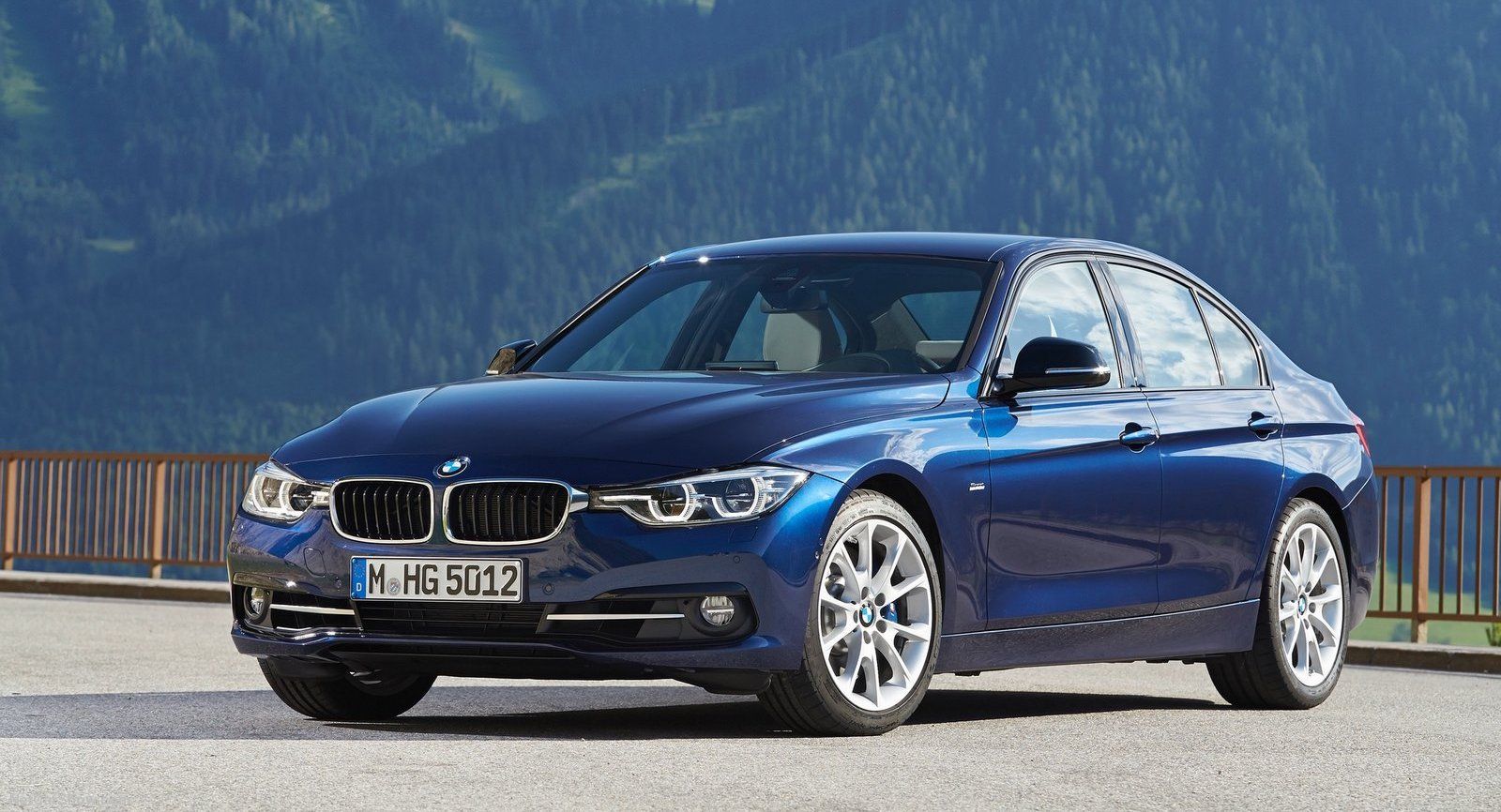 BMW-3-Series-2016-1600-03
