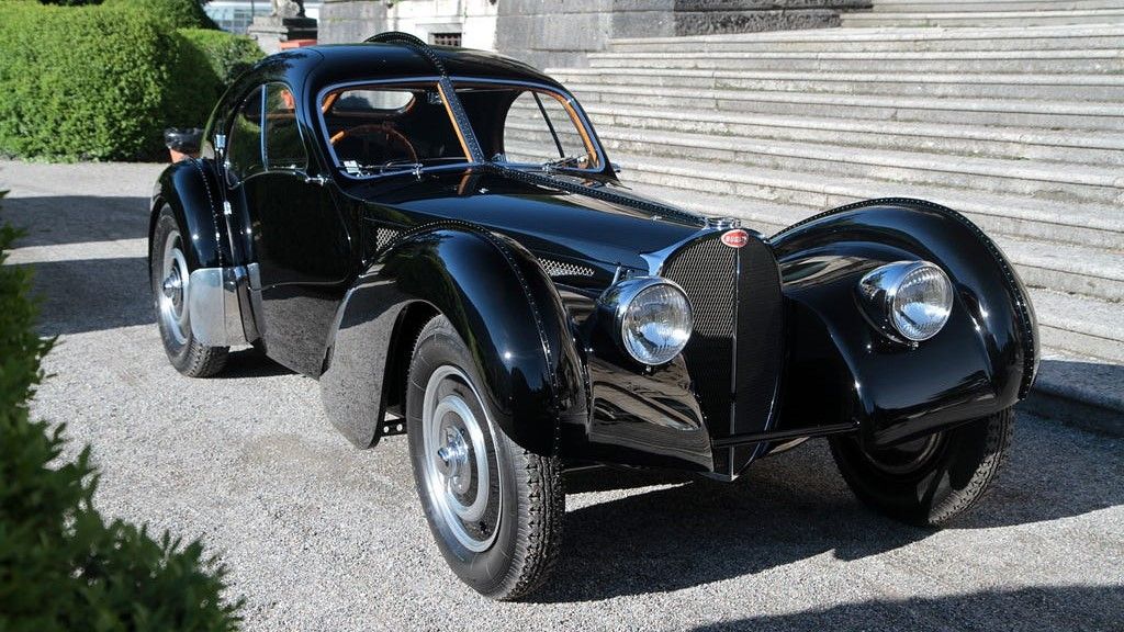 10 Vintage European Cars That Are True Collector's Gems