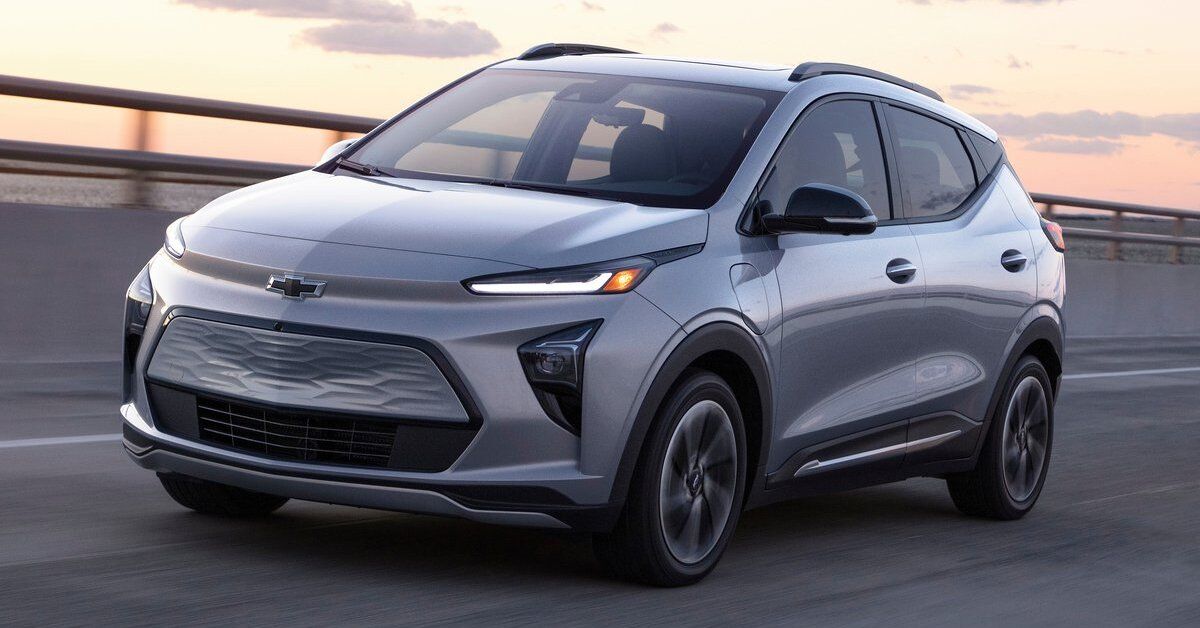 A gray 2022 Chevrolet Bolt EUV driving