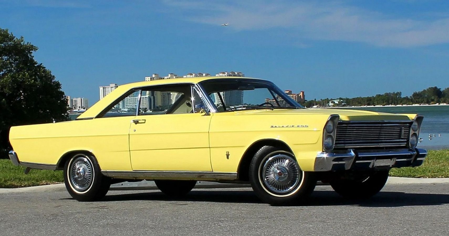 Ford Galaxie 500